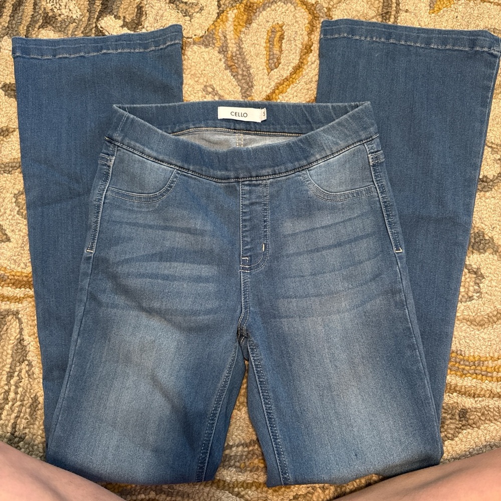 Cello Women's Classic Blue Straight Leg Jeans